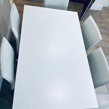 Glory House Hotel Илфорд Екстериор снимка